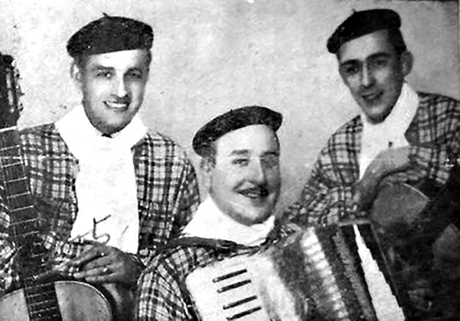 El grupo Piquío en formación de trío